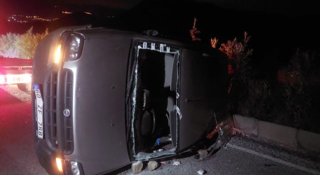 Milas’ta Kontrolden Çıkan Araç Takla Attı: Sürücü Ağır Yaralandı