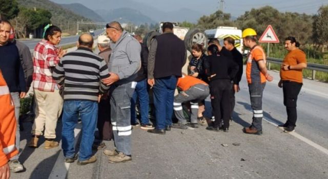 Milas’ta Kontrolden Çıkan Otomobil Karşı Şeride Geçerek Takla Attı: 1 Kişi Yaralandı