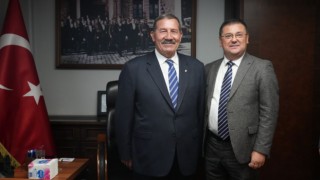Milas Belediye Başkanı Topuz Görevine Başladı